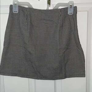 Forever 21 Black and White Mini Skirt